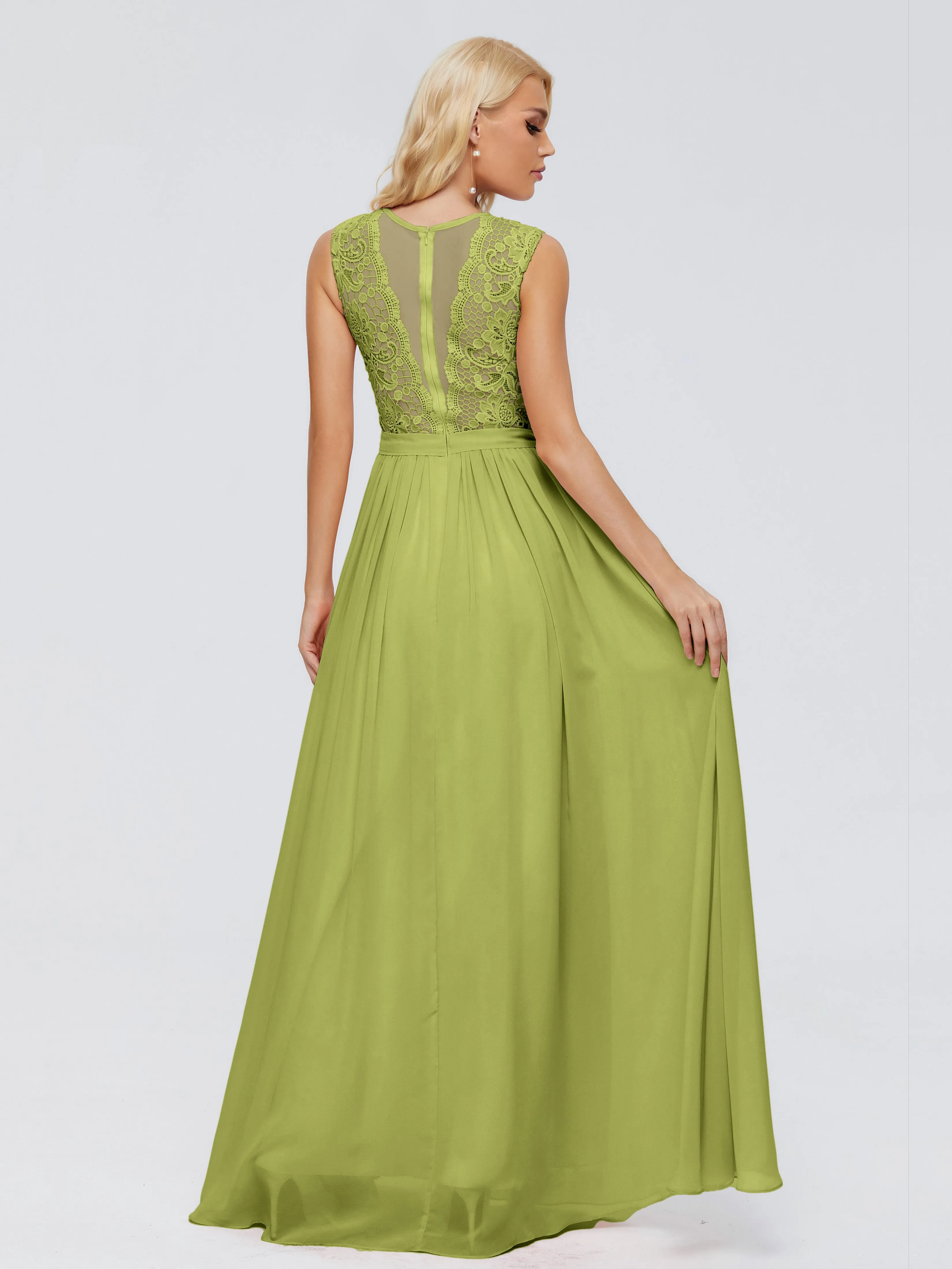 Clover Bridesmaid Melody Elegant Bateau Chiffon Bridesmaid Dresses