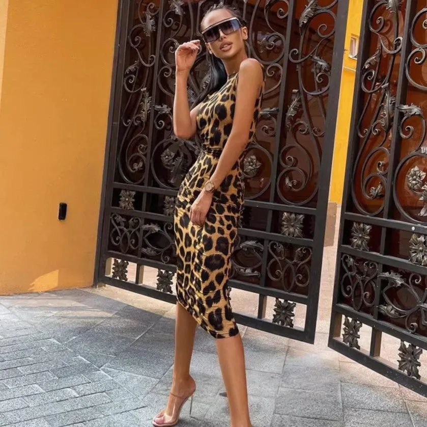 Kelley Leopard Midi Dress