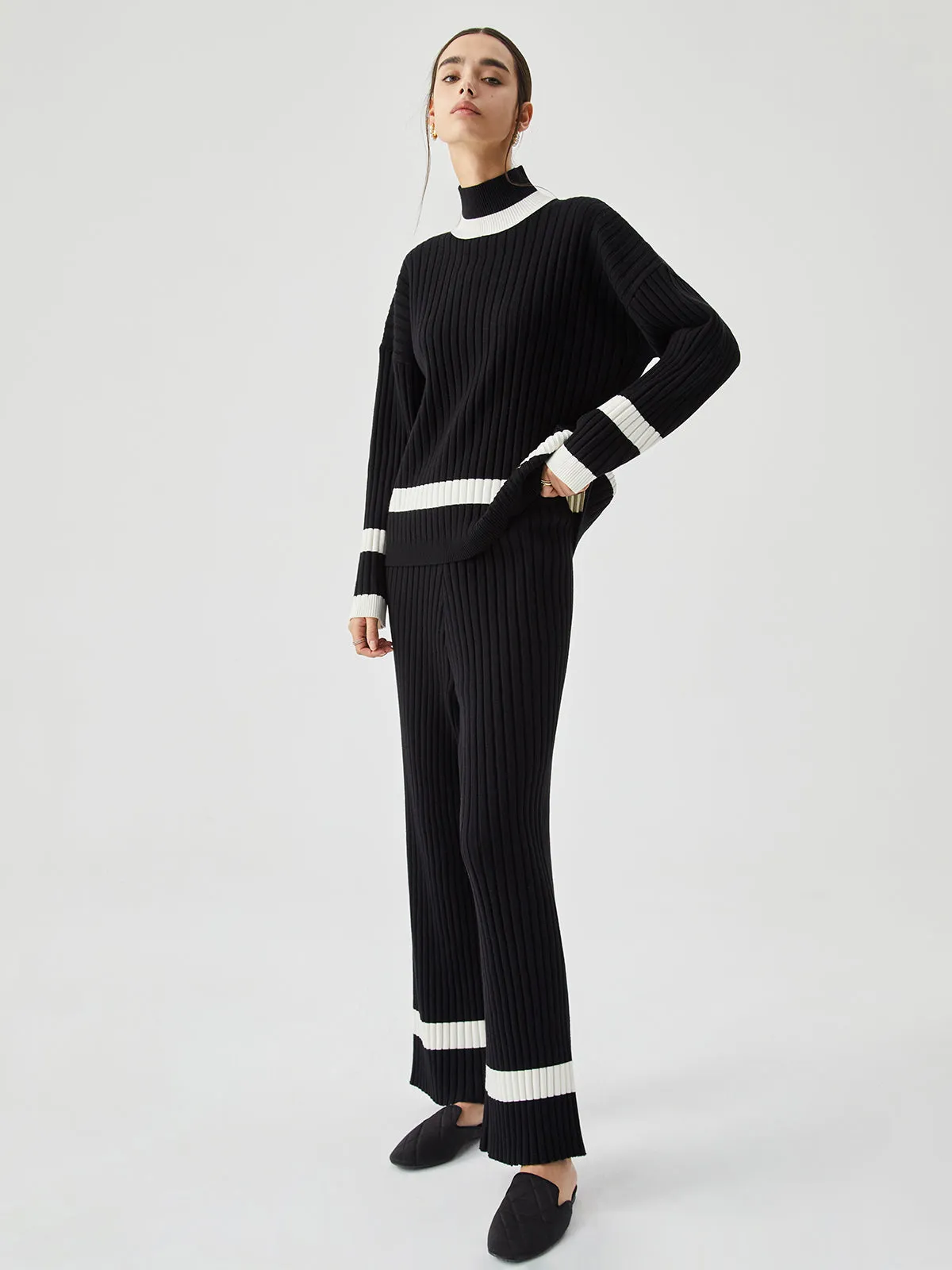 Ribbed Knit Contrast Trendy Trim Mock Neck Sweater