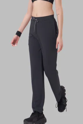 STYLISH WOMEN'S FULL-LENGTH TRACK PANTS WITH SIDE POCKETS